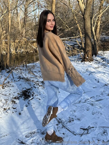 Mary Plays pornstar perfect archive