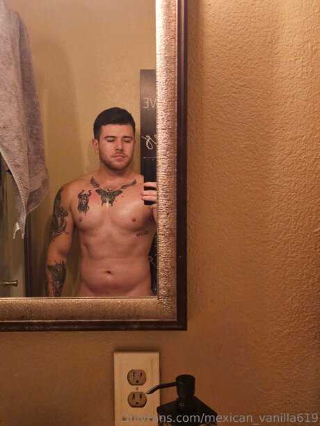 Mexican Vanilla619 pornstar pic