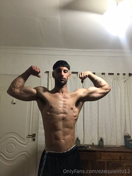 Ezequielito12 exclusive model pictures
