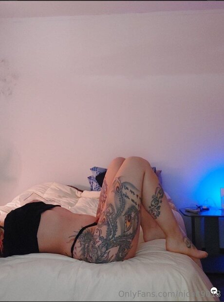 Nico89018 model exclusive gallery