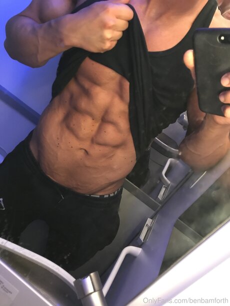 Benbamforth nude model pics