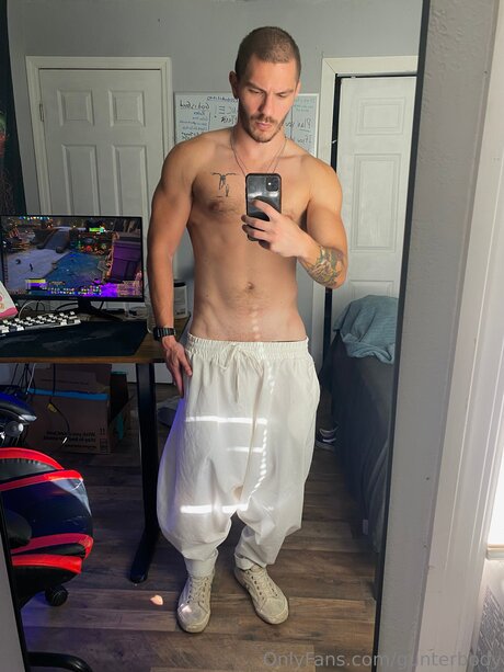 Gunterbody sexy pornstar image