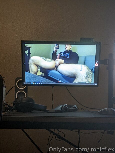 Ironicflex star xxx photo