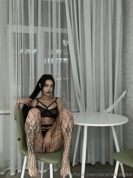 Sscarlettdrake model hot gallery