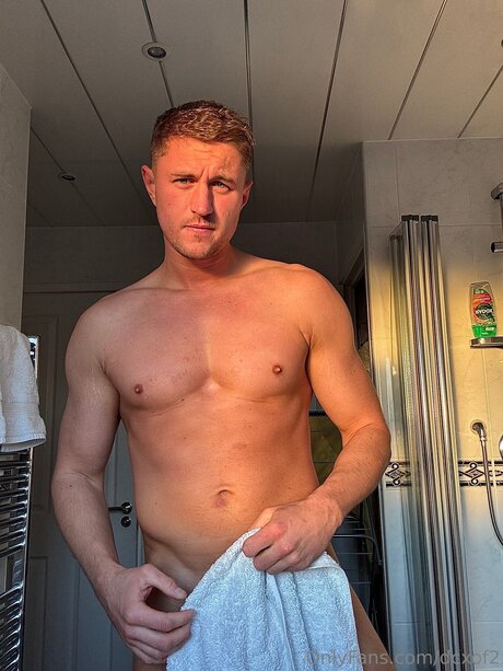 Dcxof2 sexy actress gallery