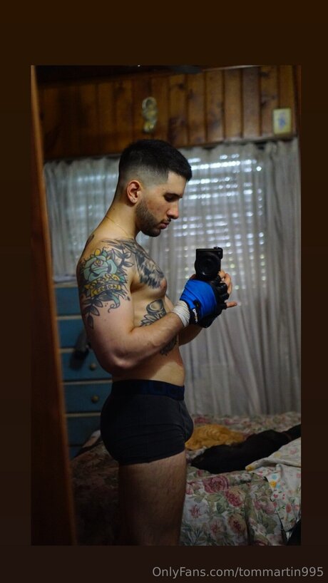 Tommartin995 star xxx photo