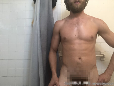 Crustyunderwear hd model image