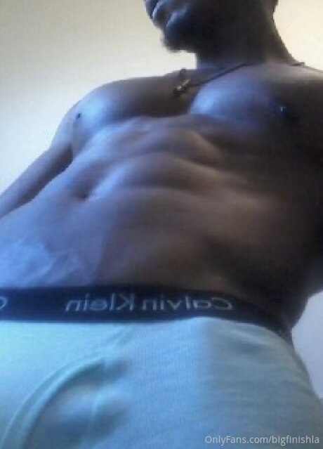 Bigfinishla model naked photo