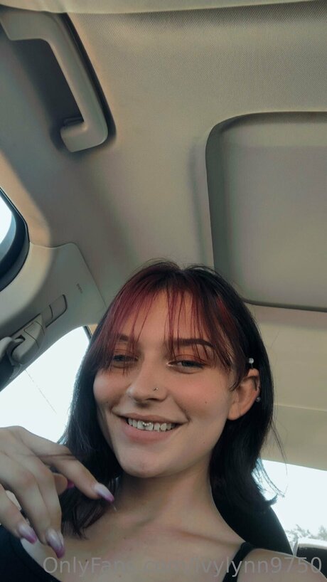 Ivylynn9750 top model pic