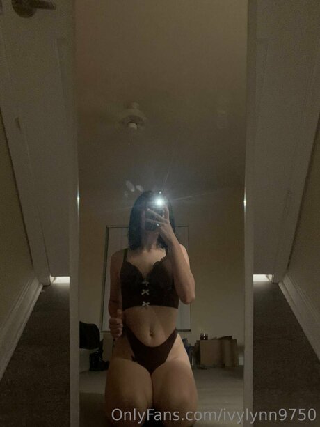 Ivylynn9750 pornstar sexy pic