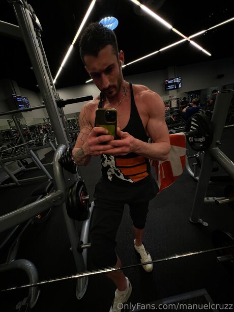 Manuelcruzz pornstar picture