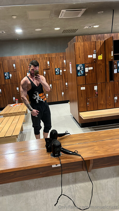 Manuelcruzz actress pics