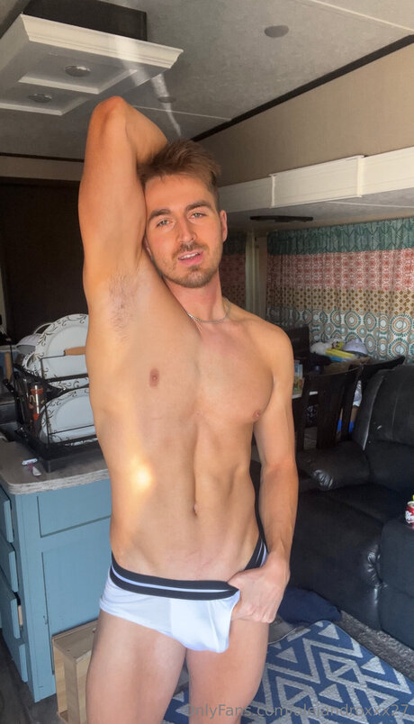 Alejandroxxx27 Profile pic