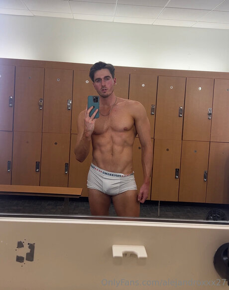 Alejandroxxx27 star hot photo