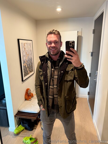 Chris Carpenter star nude picture