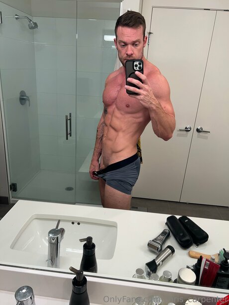 Chris Carpenter pretty model pic