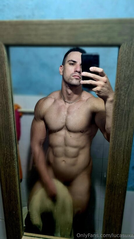 Lucasuxz star adult gallery