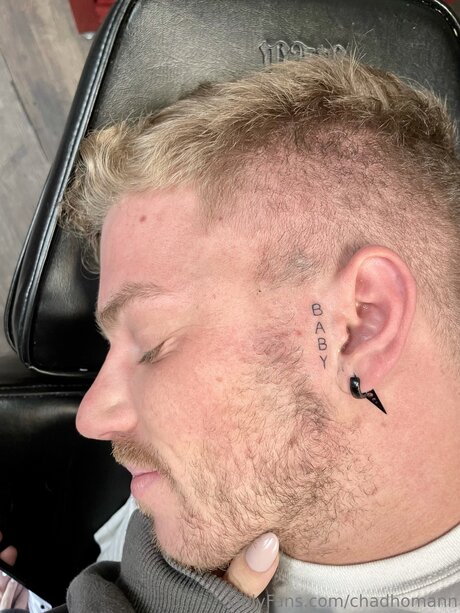 Chadhomann nice model photo