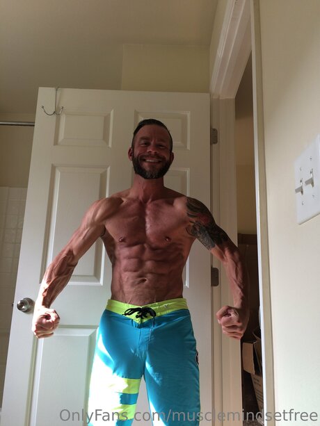 Musclemindsetfree star top img