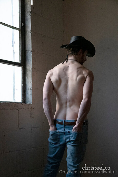 Russellwhite hd pornstar img