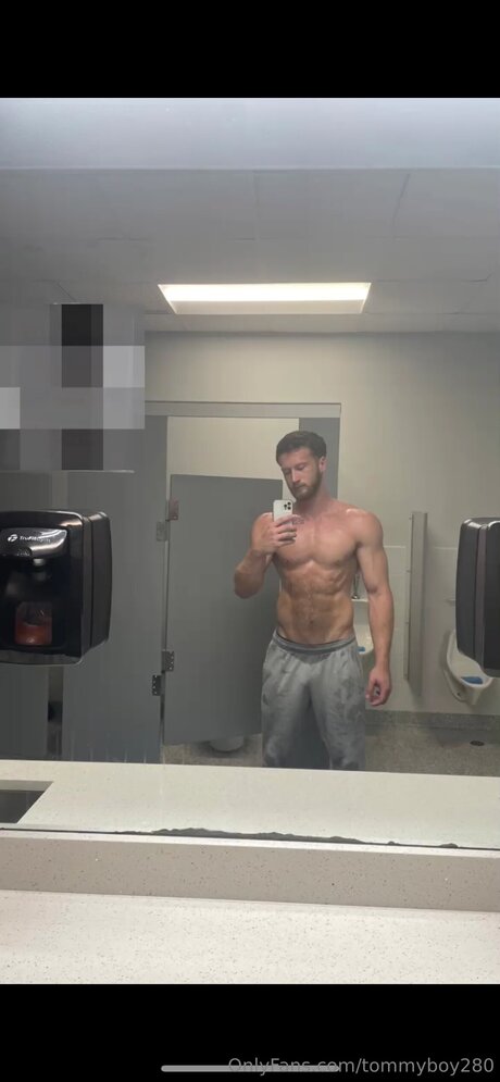 Tommyboy280 xxx model img