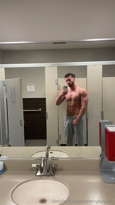 Tommyboy280 hd pornstar archive