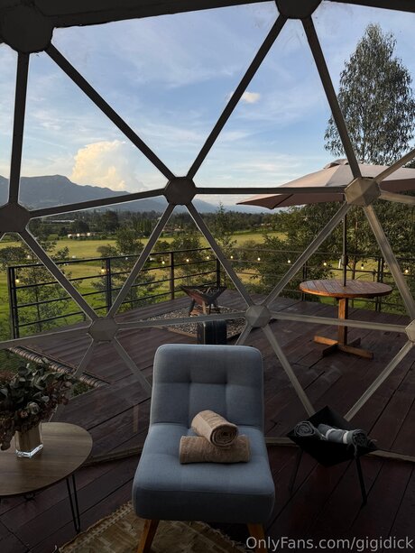 Gigidick model sexy pics