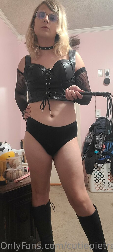 Cutiepietrans22 exclusive star gallery