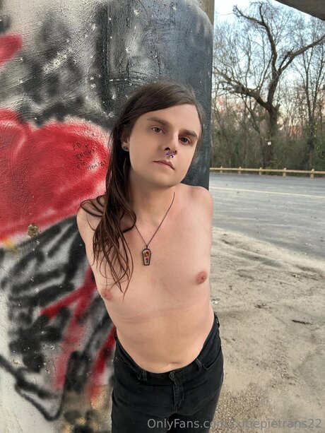 Cutiepietrans22 model best images