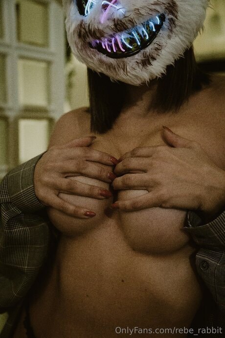 Rebe Rabbit nude model images