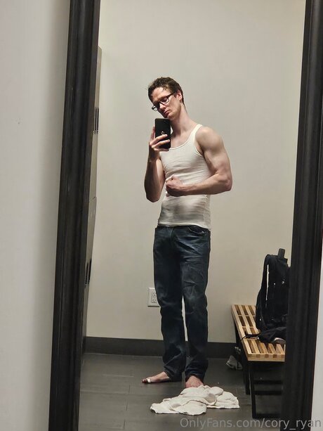 Cory Ryan free star image