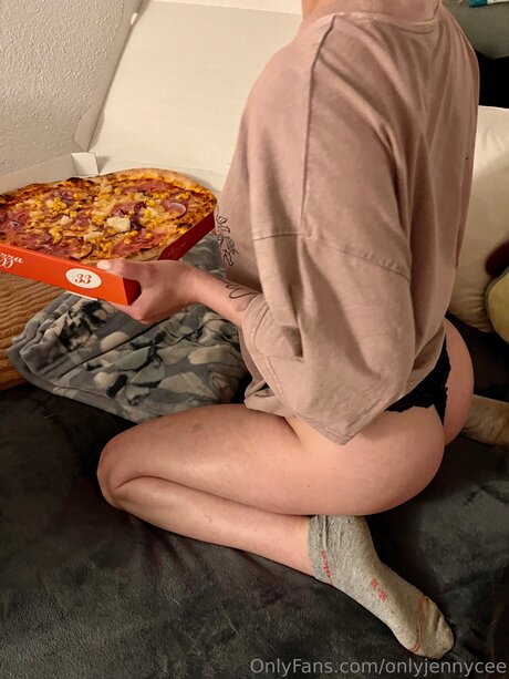 Onlyjennycee actress pics