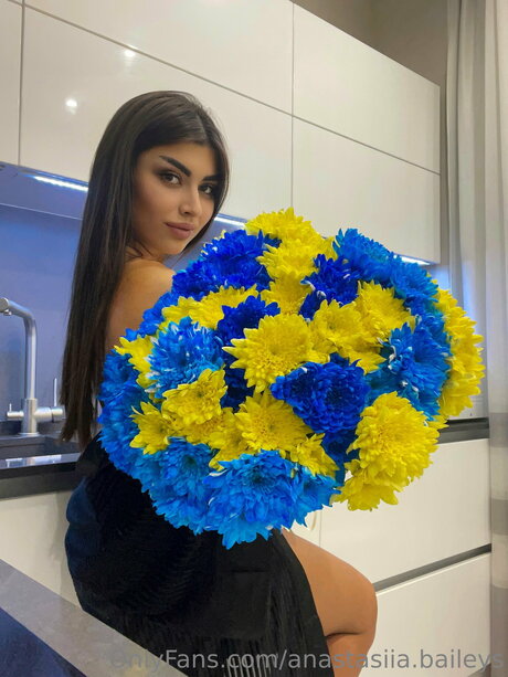 Mia Maddison star porn photo