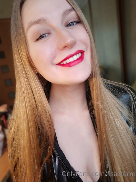 Lisastorm model free picture