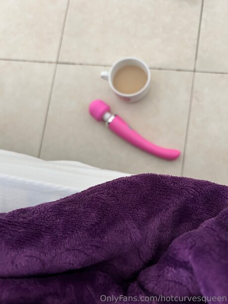 Hotcurvesqueen free pornstar picture