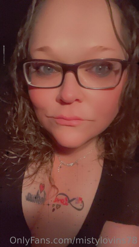 Mistylovins78 model hot pics