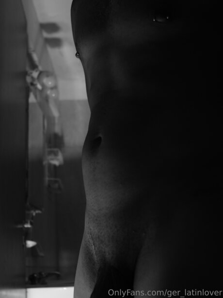 Ger Latinlover nude model img
