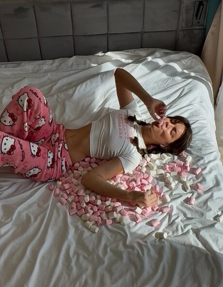 Juliaycht pornstar high quality pic