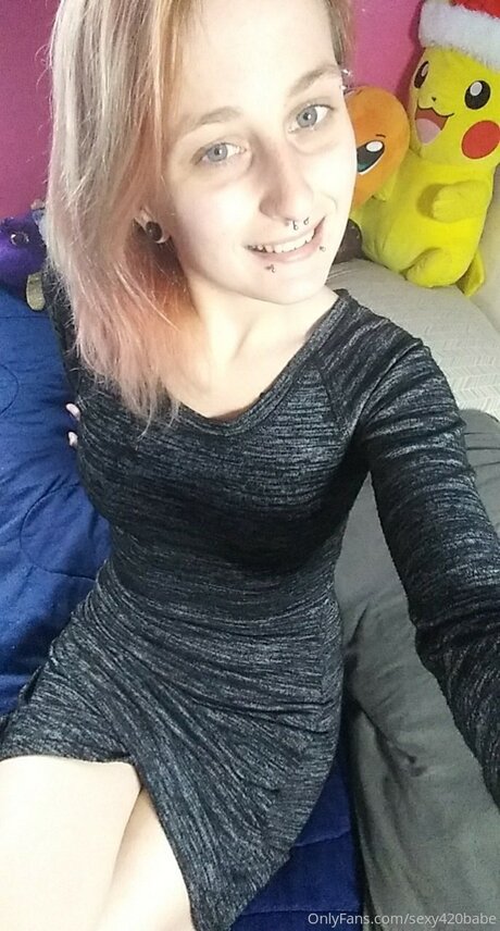 Sexy420babe high quality actress pic