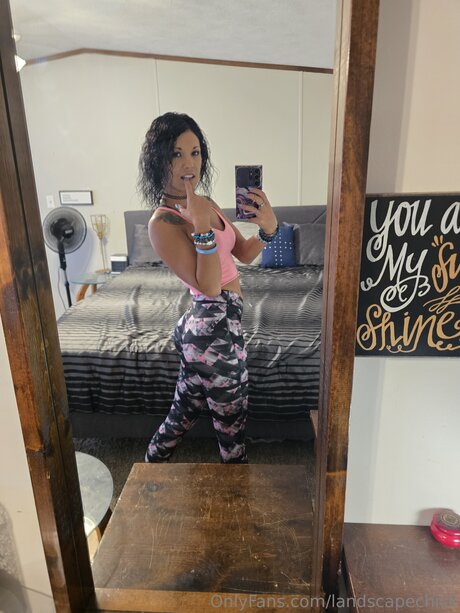 Landscapechick pretty star pic