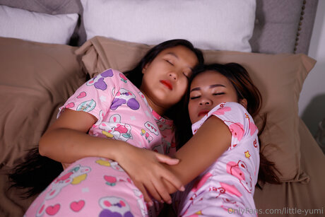 Little Yumi model sexy image