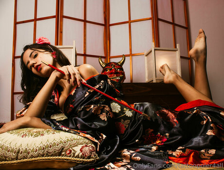 Tattoopoler4all model hd pic