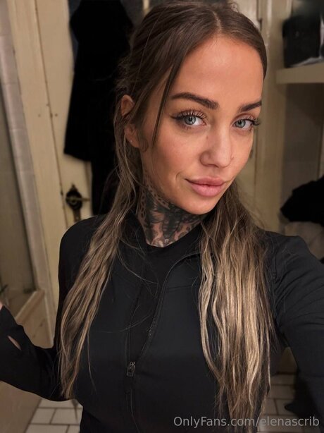 Elenascrib star adult photo
