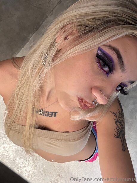 Emylee01 pornstar xxx photos