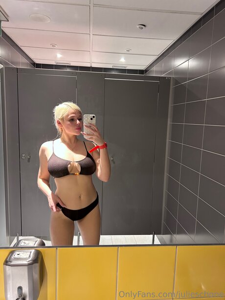 Julieschone pornstar hot photo