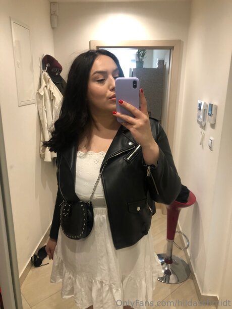 Hildaschmidt hot star photo