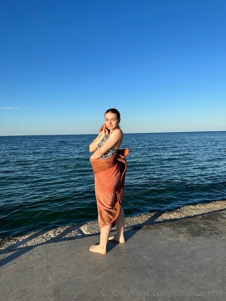 Kleine Emmi star hot images