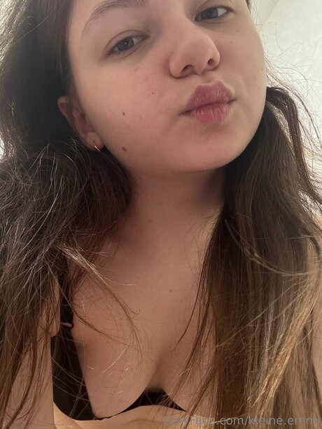 Kleine Emmi model pretty img