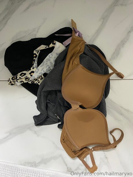 Hailmaryxo porn actress picture