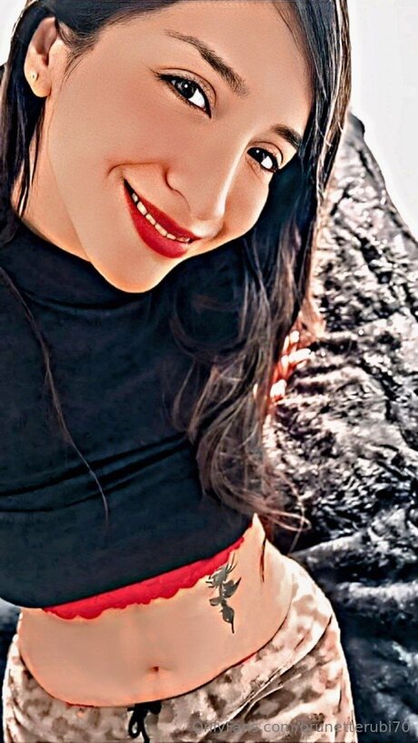 Brunetterubi70 high quality star photos